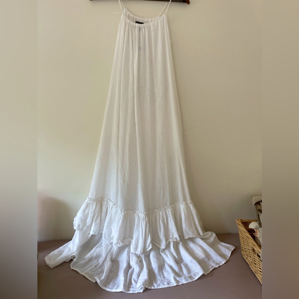 Pea in the pod white maternity dress